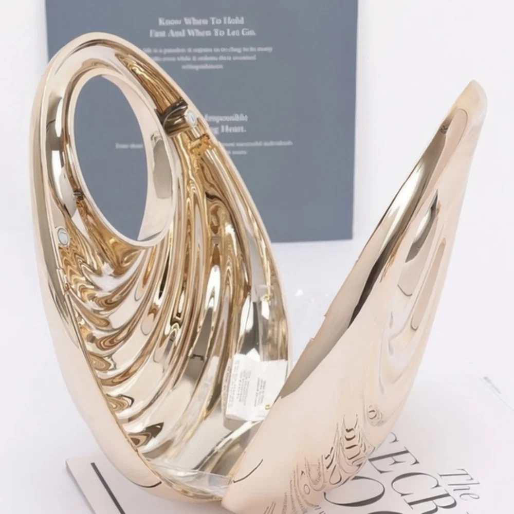 Elegant Gold Chain Shoulder Bag‎